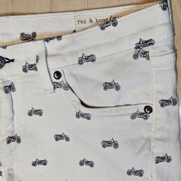Rag & Bone Mila Motorcycle Print White Moto Cutoff Denim Jean Shorts size 26 - Picture 5 of 7